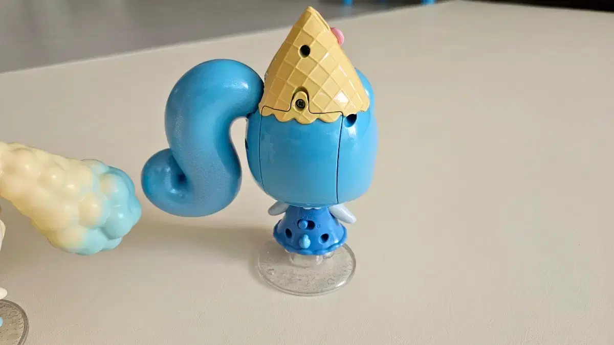 thumbnail-4